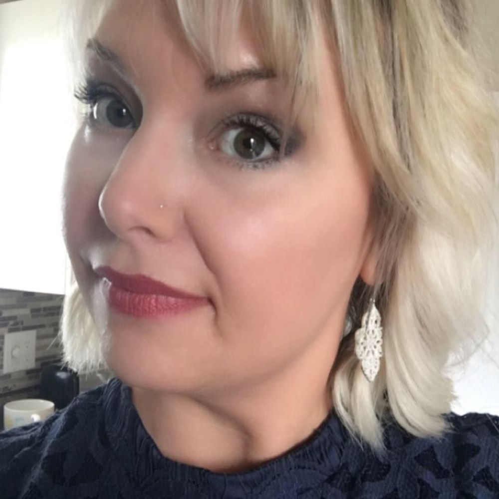 Meet your Posher, Carrie